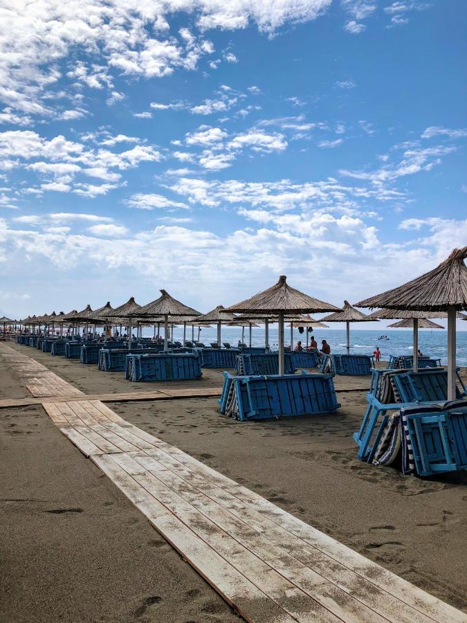 Velipojë Beachfront, Tirana Guest House מראה חיצוני תמונה