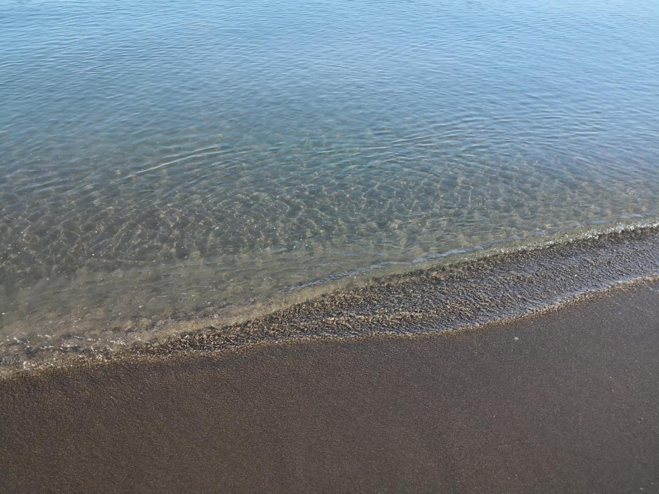 Velipojë Beachfront, Tirana Guest House מראה חיצוני תמונה