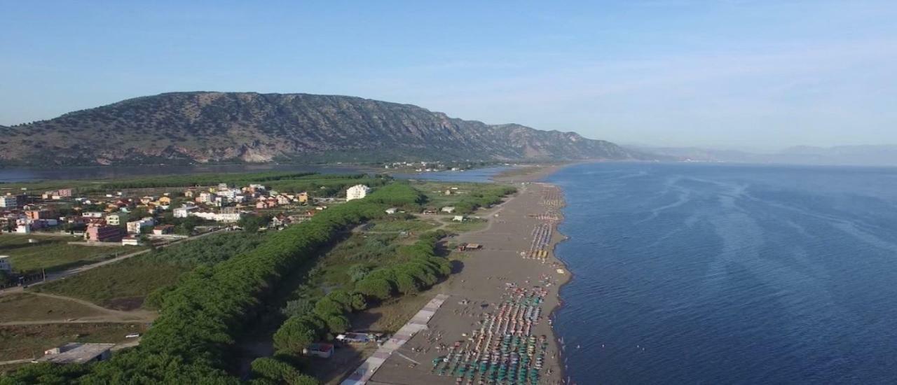 Velipojë Beachfront, Tirana Guest House מראה חיצוני תמונה